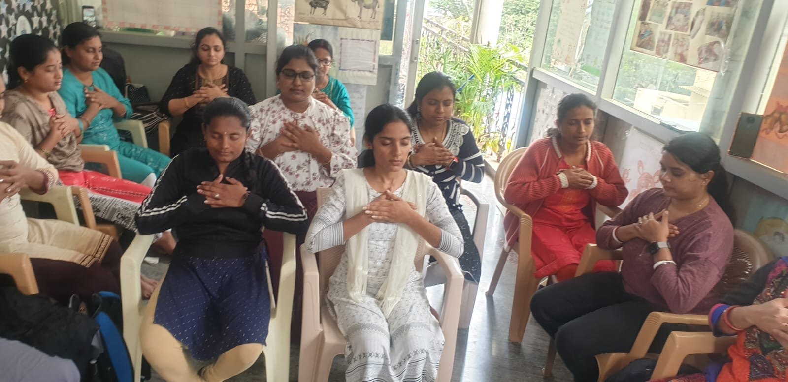 Meditation and mindfulness session at SNTTI
